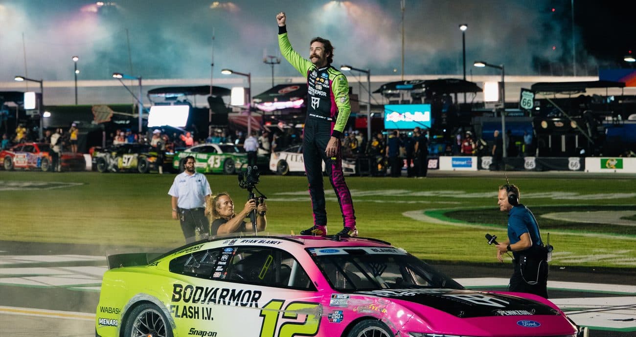 Ryan Blaney wins Cup Series overtime thriller at EchoPark